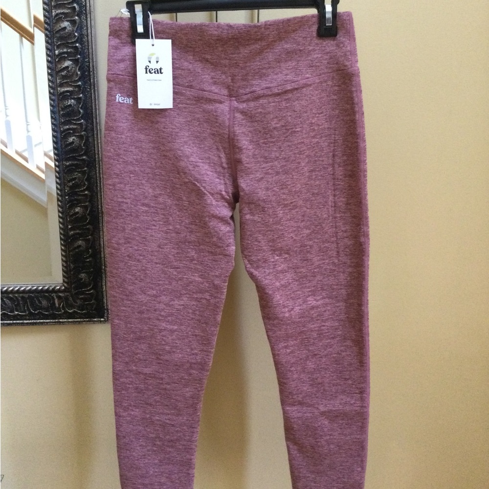 NWT Feat Womens yoga Gogi leggings size Medium fits 6-8 Mauve Pink - Picture 4 of 7